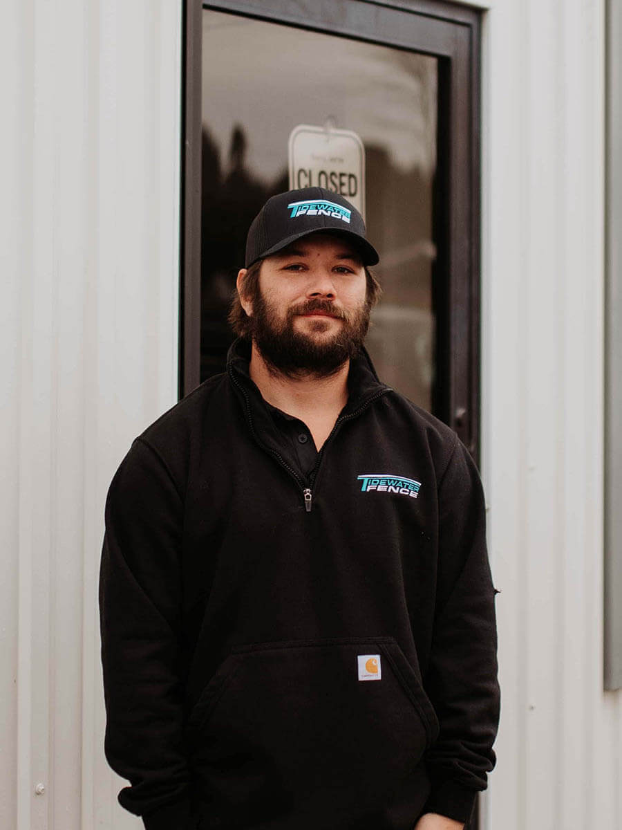 Tidewater Fence team member