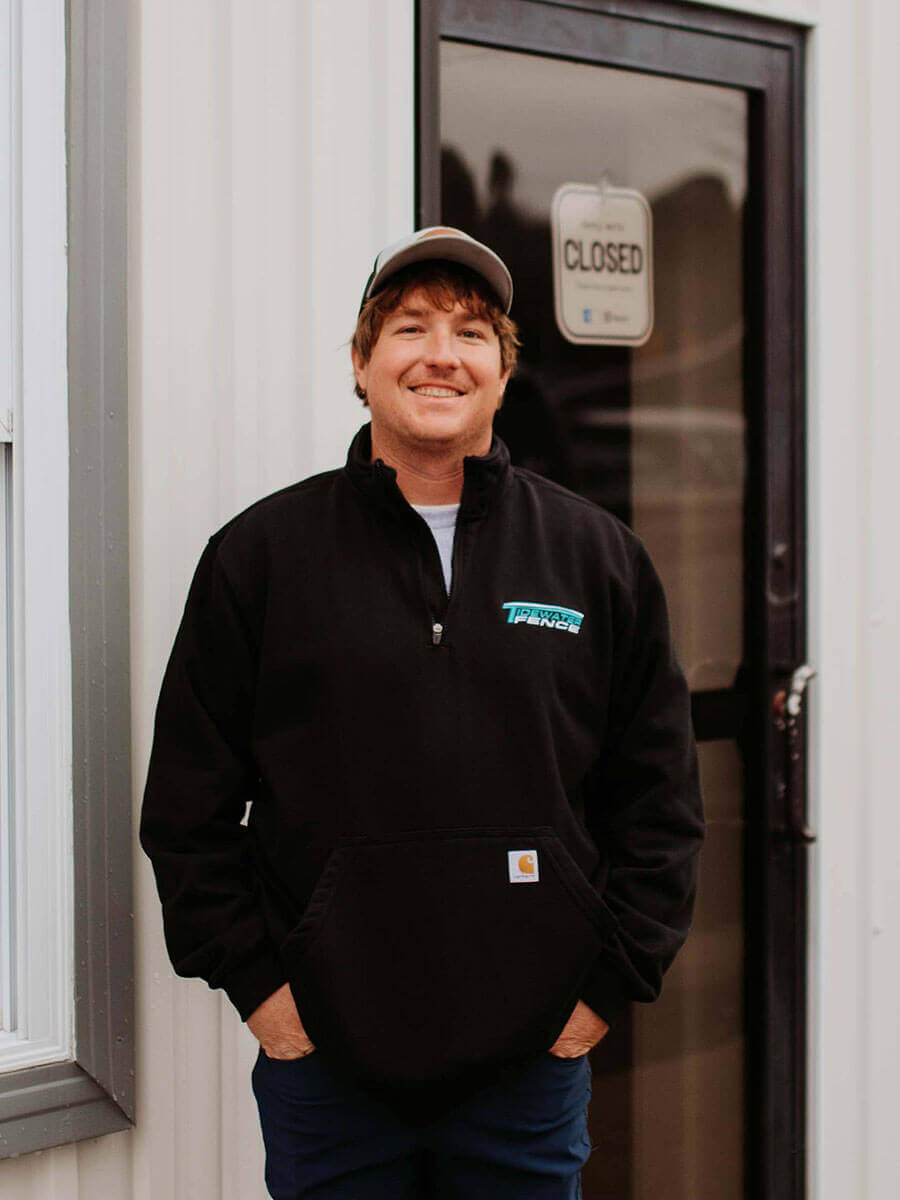 Tidewater Fence team member