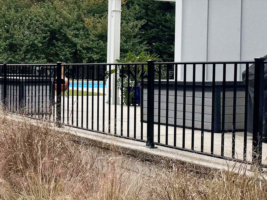 Residential Fence Contractor in Hampton Roads