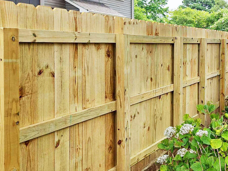 Wood Fence Contractor in Hampton Roads
