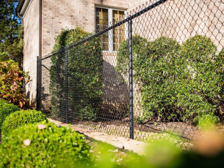Chain link fence contractor in Hampton Roads
